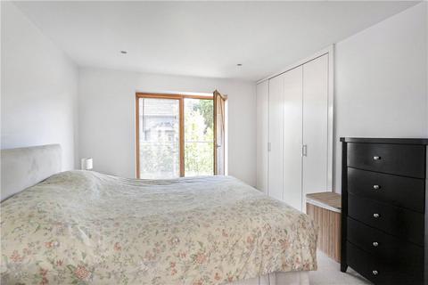 3 bedroom apartment for sale, Trinity Gate, Epsom Road, Guildford, Surrey, GU1