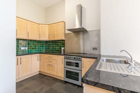 48 Strathearn Road, Edinburgh, EH9 2AD