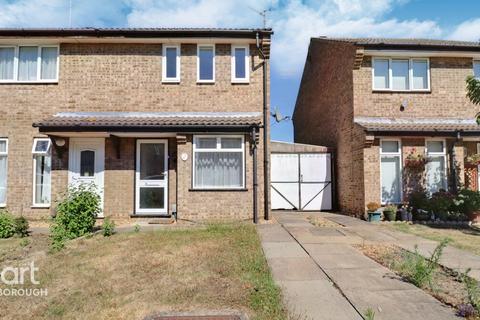 16 Squires Gate, Gunthorpe, Peterborough, PE4 7BT