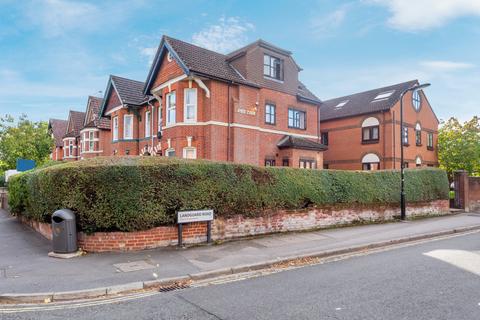 Hill Lane, Shirley, Southampton, Hampshire, SO15