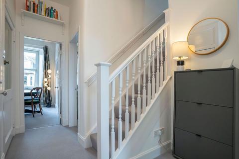 6 Pitlochry Place, Edinburgh, EH7 5SS