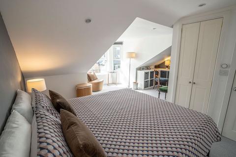 6 Pitlochry Place, Edinburgh, EH7 5SS