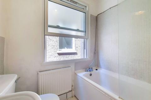 366c Lee High Road, London, SE12 8RS