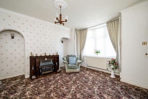 3 bedroom semi-detached house for sale - Brookside View, Haydock, St Helens, WA11