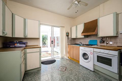 3 bedroom semi-detached house for sale - Brookside View, Haydock, St Helens, WA11