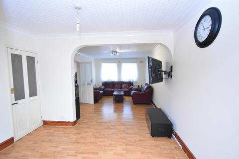 106 Lyon Park Avenue, Wembley, HA0 4EY