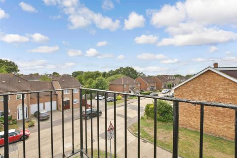 23 Victor Walk, Hornchurch, RM12 4XG