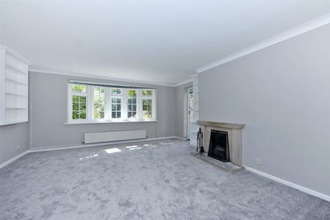 2 bedroom terraced house to rent, Holyport Street, Holyport, Maidenhead, Berkshire, SL6