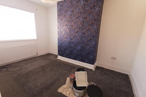 2 bedroom flat to rent - Scarborough Road, Heaton, Newcastle upon Tyne, NE6