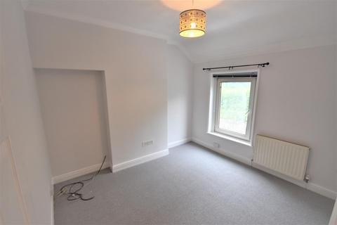 2 bedroom semi-detached house to rent, Gutter Hill, Wrexham, LL14