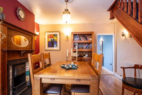 2 bedroom cottage to rent, Acrefield Road, Woolton Village