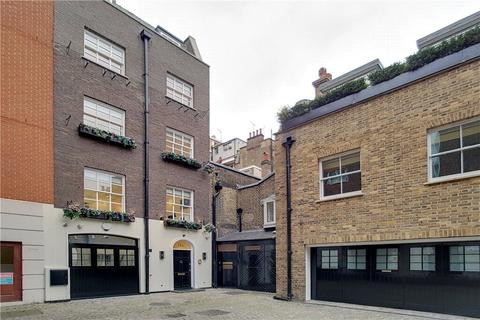 3 bedroom terraced house to rent - Brick Street Mayfair London W1J