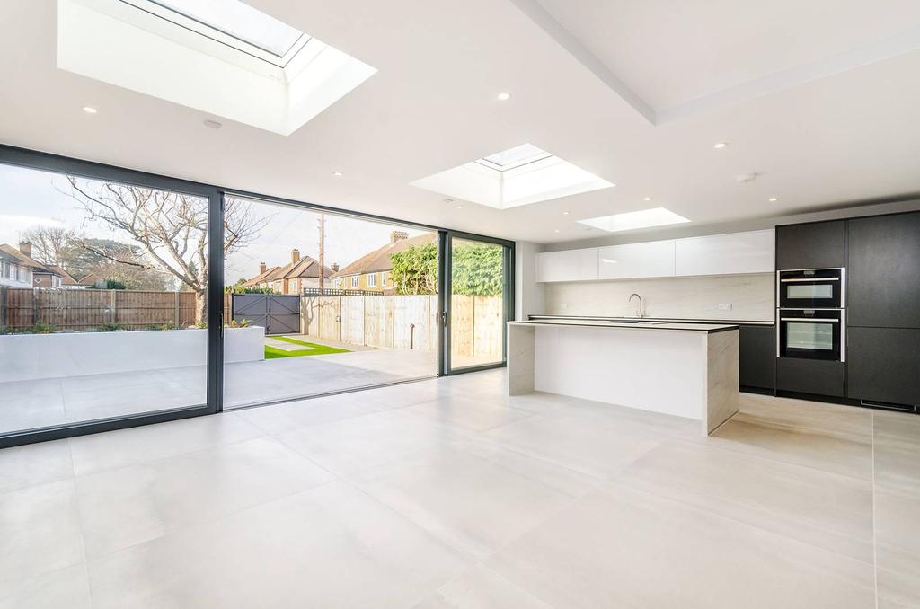 Hayes Street, Hayes, Bromley, BR2 5 bed semidetached house for sale