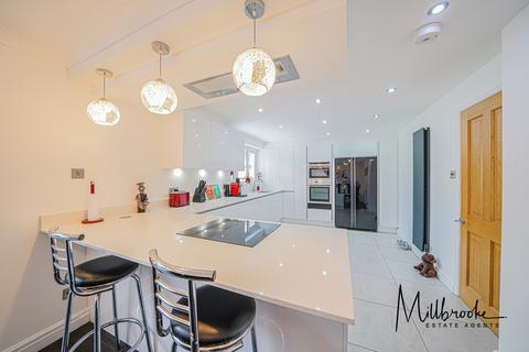 14 Lightwood, Worsley, Manchester, M28 1ZL