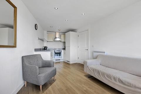 2 bedroom flat to rent - Durnsford Road Wimbledon SW19