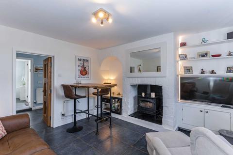 2 bedroom cottage for sale - Pitstone - Home Office