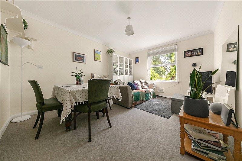 Warnham Court, 130134 Kennington Road, London, SE11 2 bed apartment