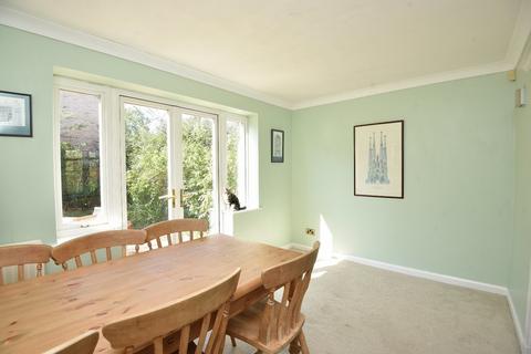 4 bedroom detached house for sale, Mallinson Oval, Harrogate