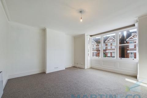 2 bedroom flat to rent, Tivoli Crescent, Brighton