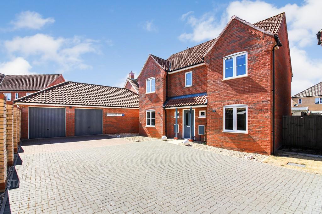 Maurecourt Drive, Brundall, Norwich 4 bed detached house £500,000