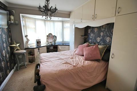 4 bedroom semi-detached house for sale - Wigston Lane, Aylestone, Leicester