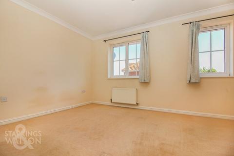 2 bedroom terraced house to rent - Tizzick Close, Three Score, Norwich