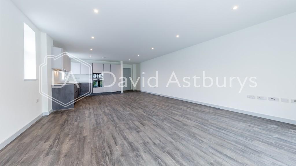 Tetherdown, Muswell Hill, London 3 bed apartment £2,900 pcm (£669 pw)