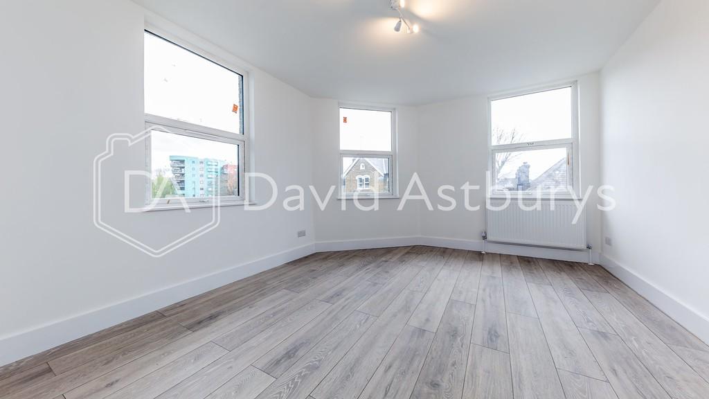 Tetherdown, Muswell Hill, London 3 bed apartment £2,900 pcm (£669 pw)