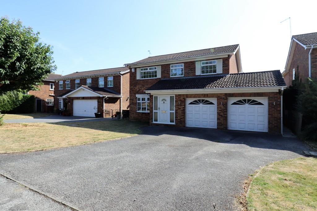 Manor Drive, Sudbrooke 4 bed detached house £430,000
