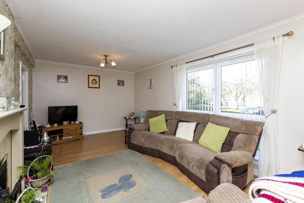 Waverley Crescent, Kirkintilloch, Glasgow 3 bed semidetached house £
