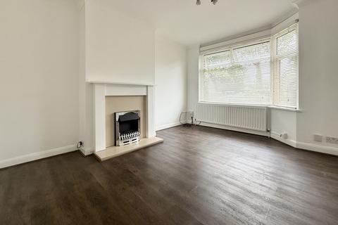 2 bedroom ground floor flat to rent, Birchanger Road, South Norwood