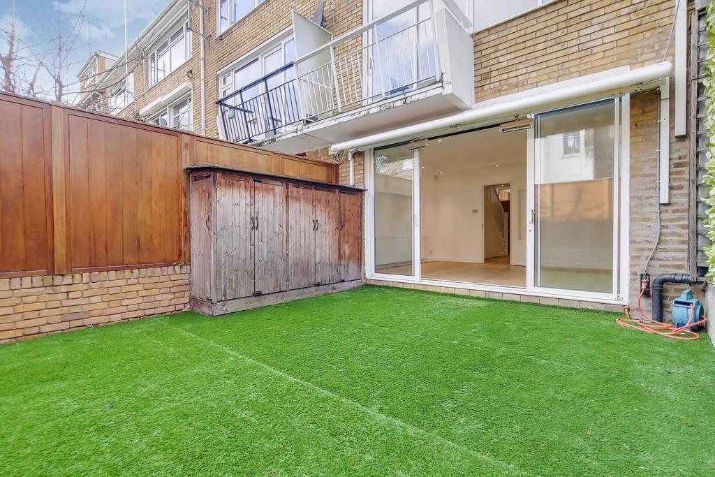 Meadowbank, Primrose Hill, London, NW3 6 bed house £7,107 pcm (£1,640 pw)