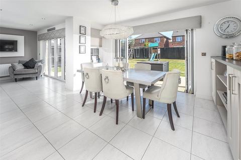 9 Applecross Grove, Wynyard, Billingham, TS22 5FF