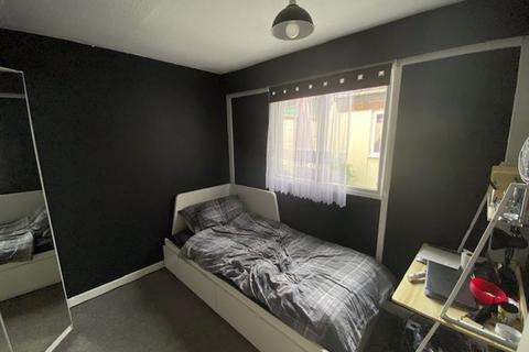 116 Beambridge, Basildon, SS13 3NE