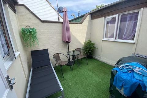 116 Beambridge, Basildon, SS13 3NE