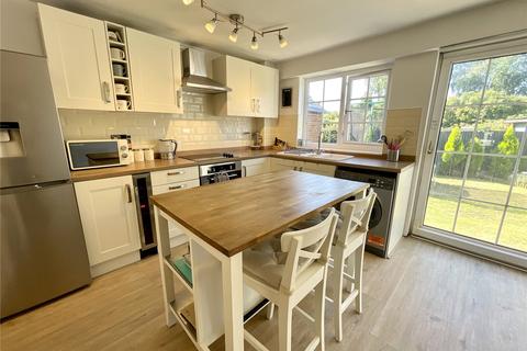 1 Bisley Close, Royston, Barnsley, S71 4BJ