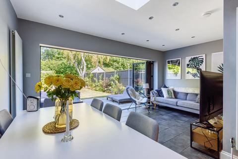 211 Clock House Road, Beckenham, BR3 4LD
