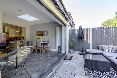 211 Clock House Road, Beckenham, BR3 4LD
