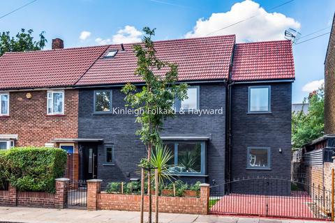 15 Compton Road, London, NW10 5BY