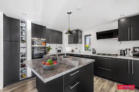 15 Compton Road, London, NW10 5BY