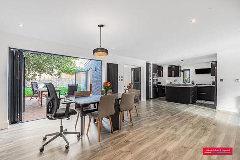 15 Compton Road, London, NW10 5BY