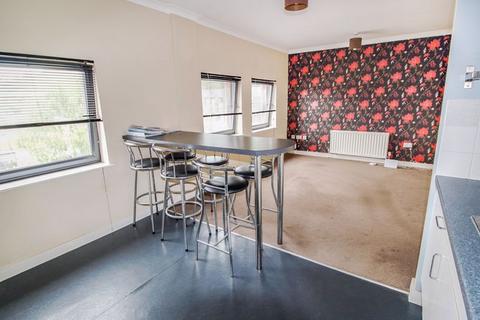 1 bedroom apartment for sale, GODSTONE ROAD, WHYTELEAFE