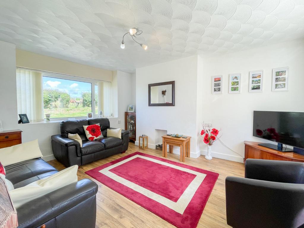 Carreglefn, Amlwch, Isle of Anglesey, LL68 3 bed bungalow for sale £324,950