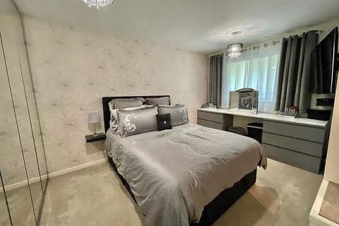 9 Bingham Close, South Ockendon, RM15 5LD