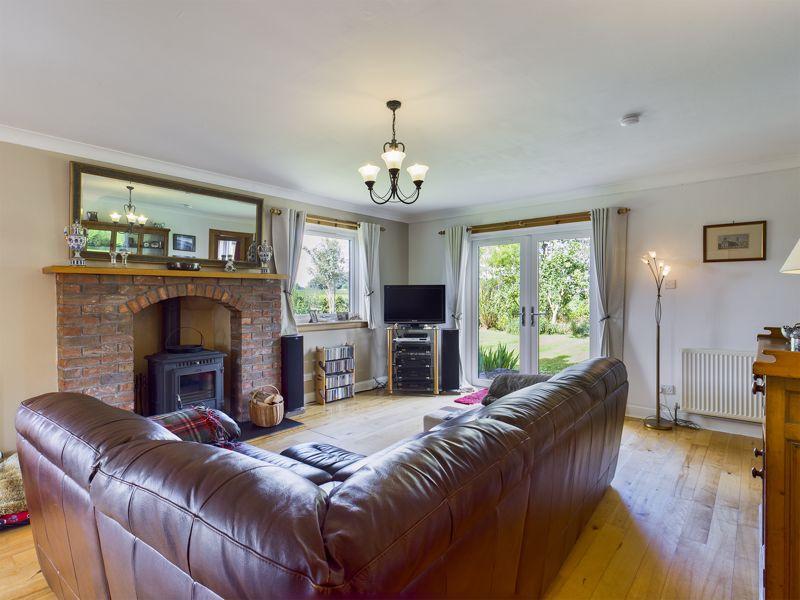 Woodend, Libberton 5 bed detached house £395,000