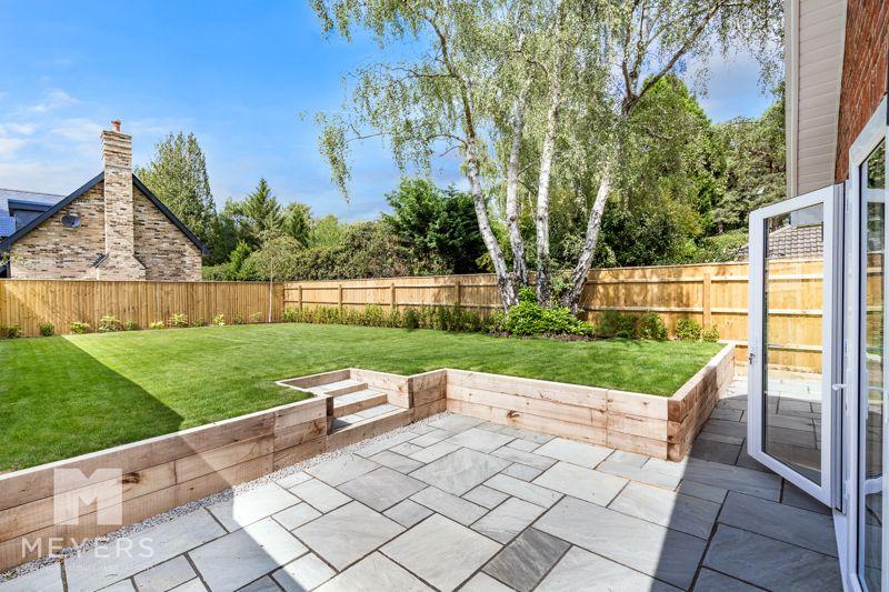 Sandy Lane, St Ives, Ringwood, BH24 3 bed chalet £625,000