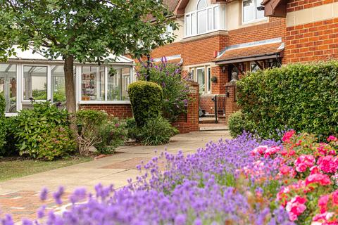 2 bedroom retirement property for sale, Alma Road, Reigate