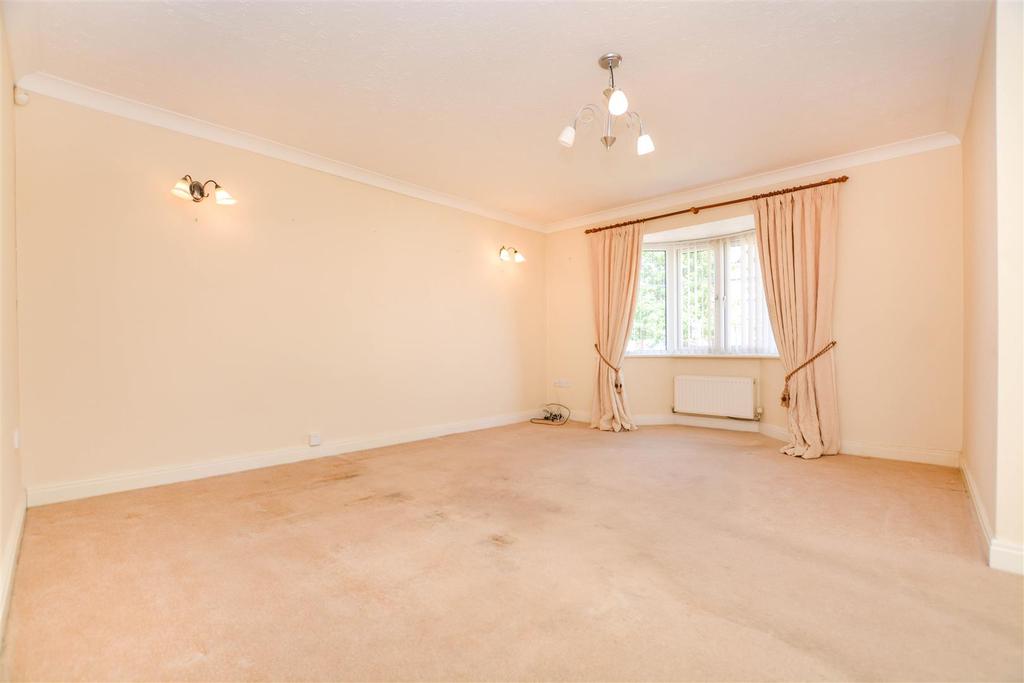 Woodpecker Way, Kirton in Lindsey... 3 bed detached bungalow £249,000