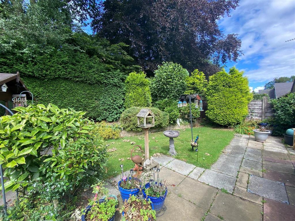 Valley Road, Macclesfield 2 bed bungalow for sale £319,950