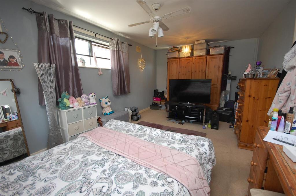 5 malkin ave. b1 w.JPG